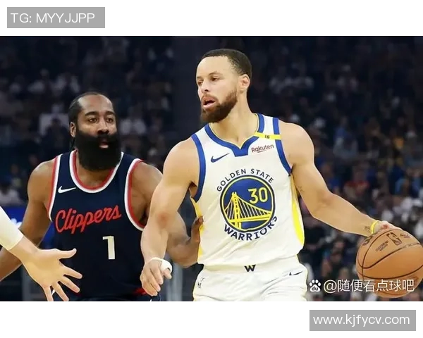 勇士与快船激战正酣NBA直播精彩瞬间回顾与分析