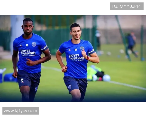 勒阿弗与索肖的激烈对决揭示法乙联赛新格局与球队未来发展潜力