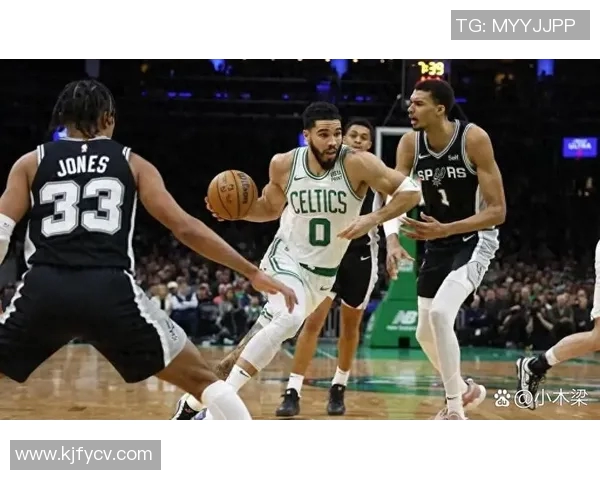 文班亚马在法国队首秀中狂砍27分震撼意大利引发NBA球探关注